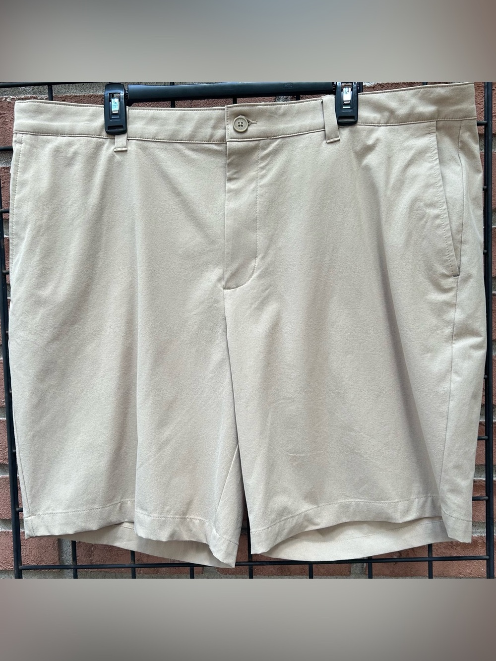 Tommy Bahama Khaki Cargo Shorts with Side Pocket